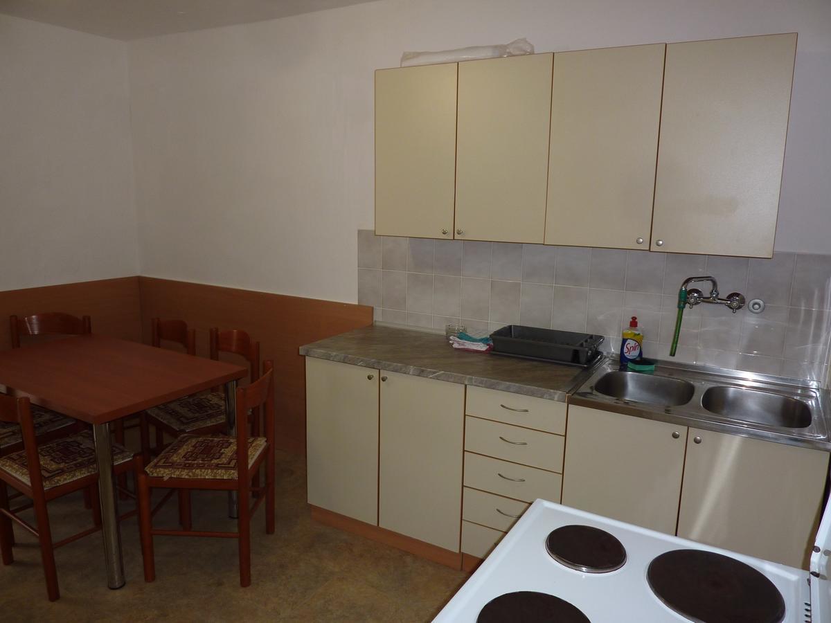 Rose - Apartmani Janovic Луштиця Екстер'єр фото
