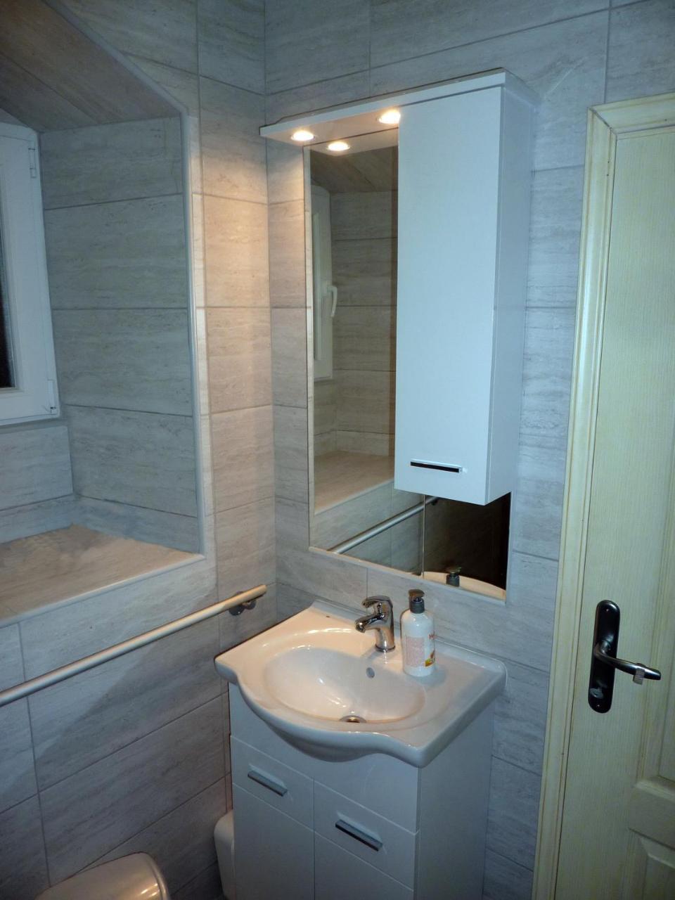 Rose - Apartmani Janovic Луштиця Екстер'єр фото