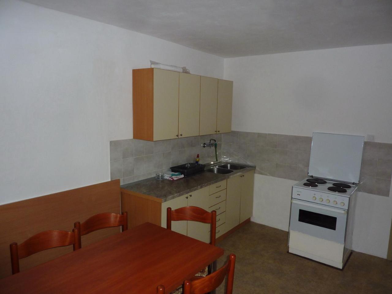 Rose - Apartmani Janovic Луштиця Екстер'єр фото